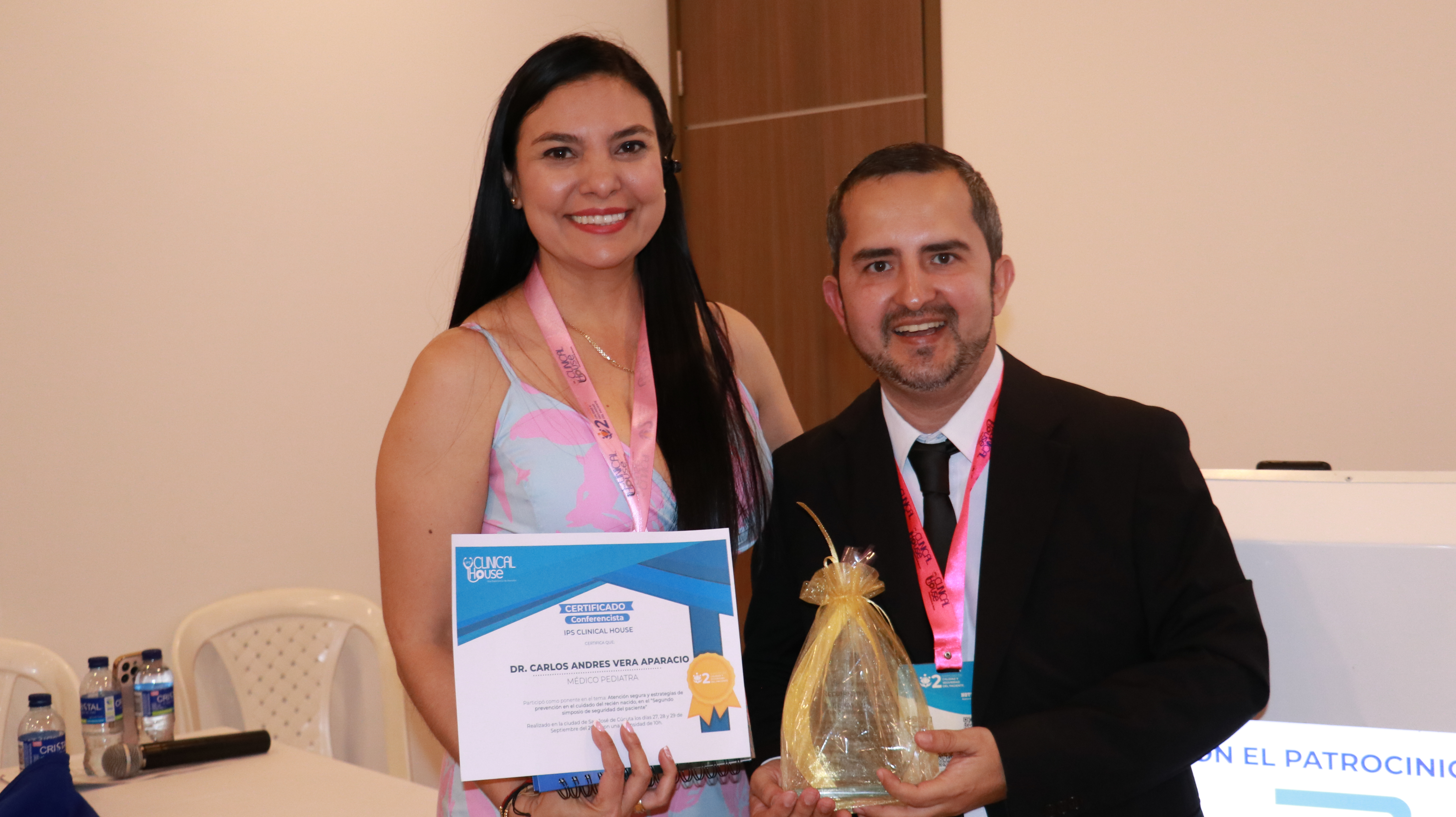 Reconocimiento Dr Carlos Vera